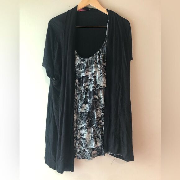 Penningtons Tops - 🐱 Penningtons | Patterned Top